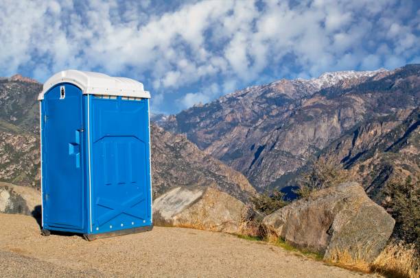 Best Deluxe Portable Toilet Rental in USA